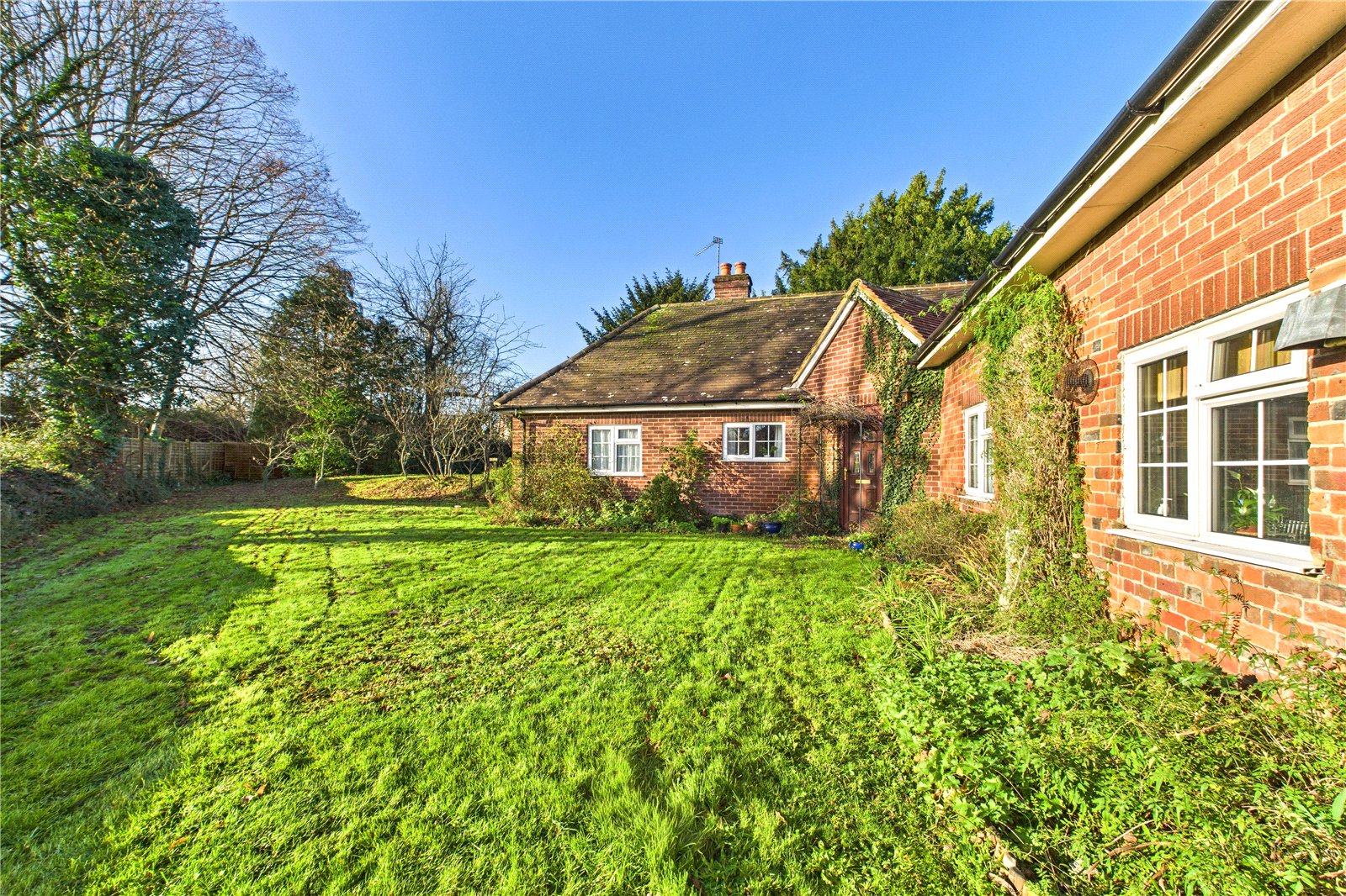 3 bedroom Bungalow for sale in Bramley, Tadley, Hampshire
