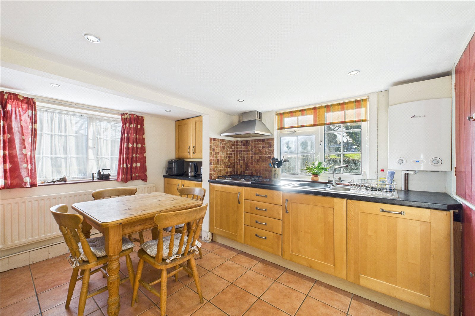 3 bedroom Bungalow for sale in Bramley, Tadley, Hampshire