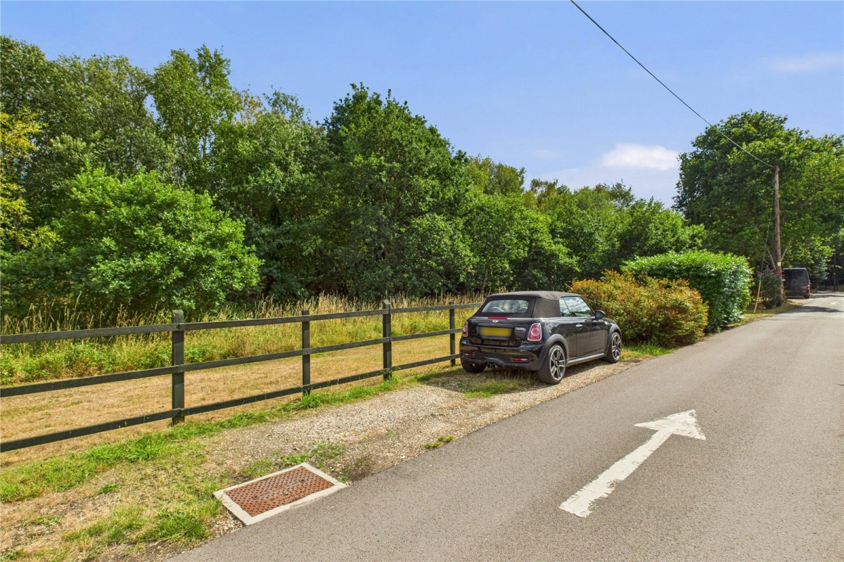 Ravenswing Park, Aldermaston, Reading
