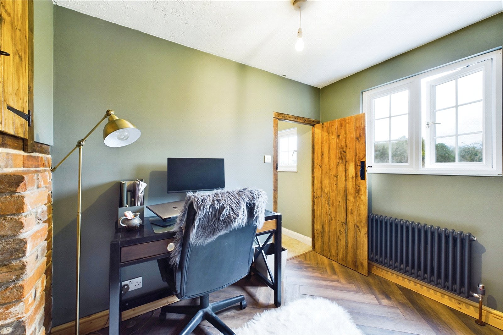 3 bedroom House for sale in Baughurst, Tadley, Hampshire