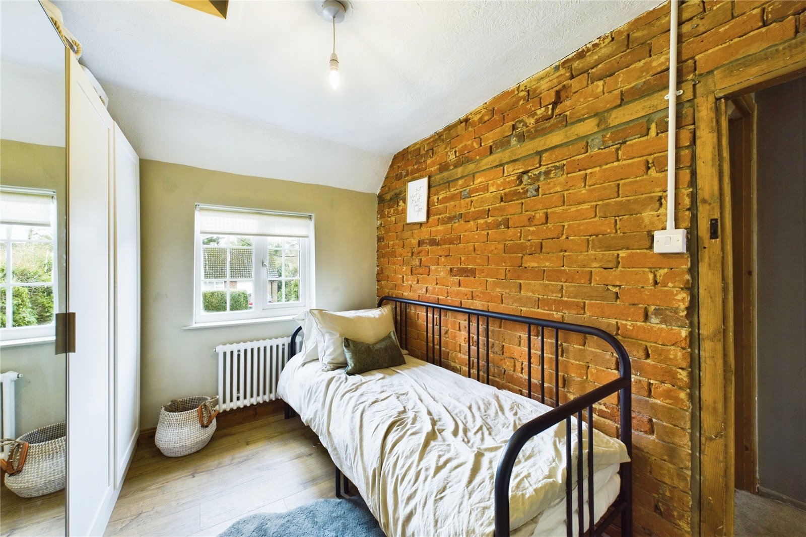 3 bedroom House for sale in Baughurst, Tadley, Hampshire