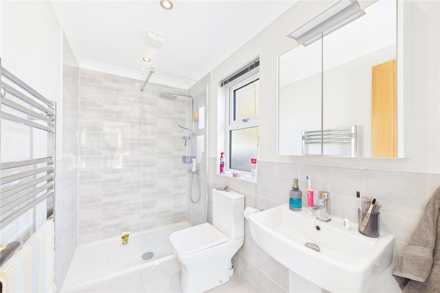 Ravenswing Park, Aldermaston, Reading