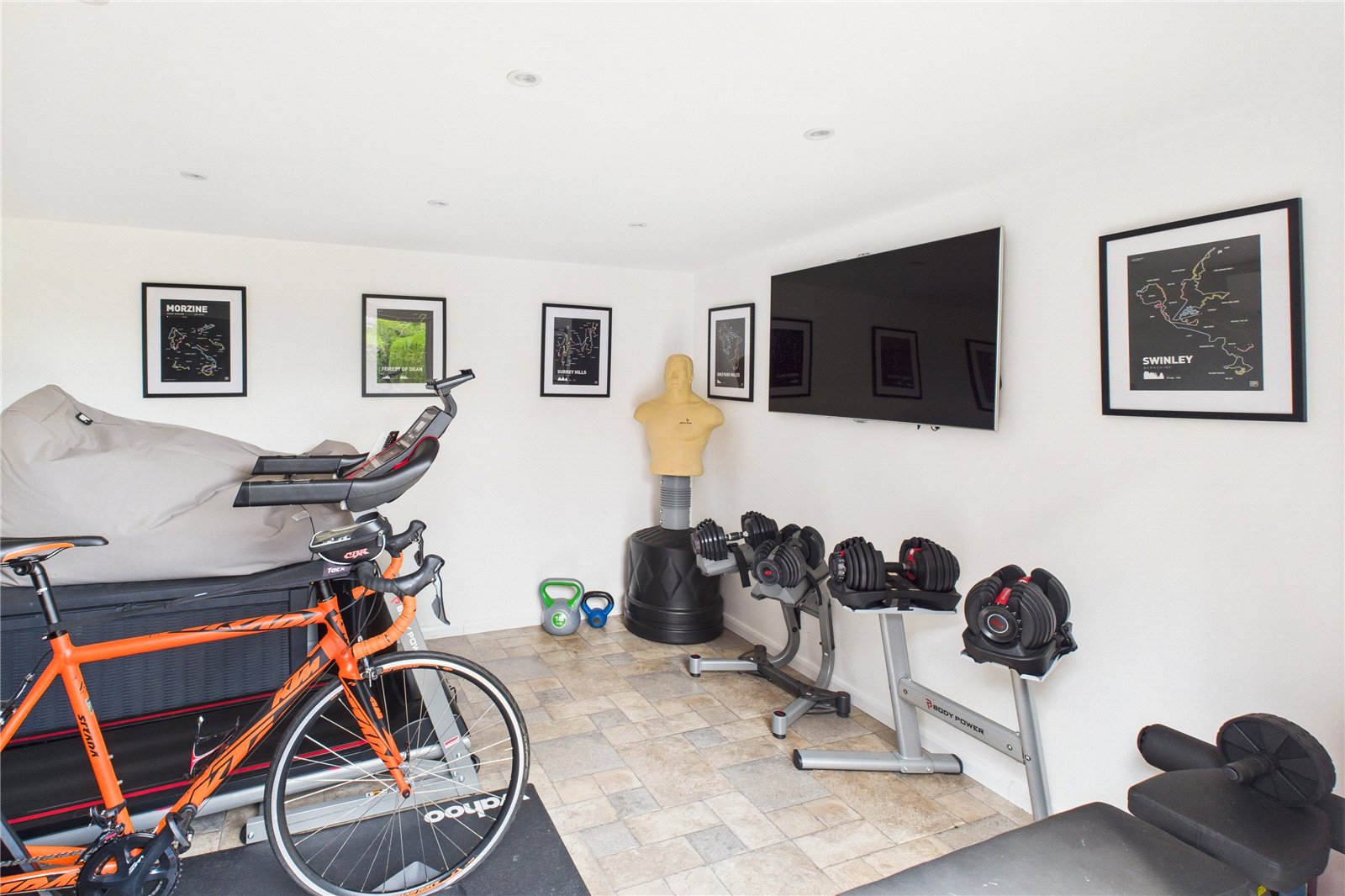 4 bedroom House for sale in Bramley, Tadley, Hampshire