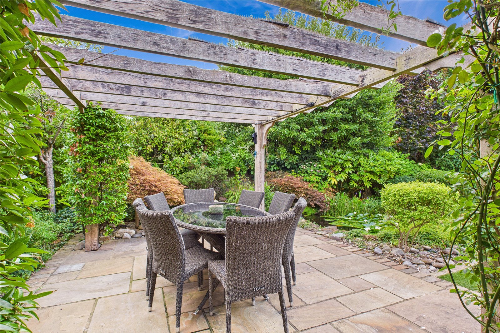 4 bedroom House for sale in Bramley, Tadley, Hampshire