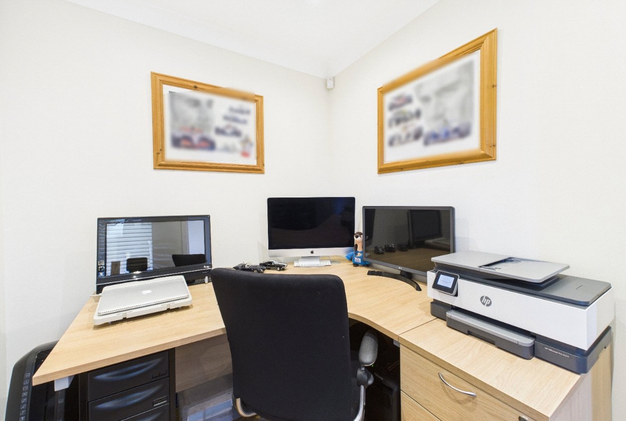 4 bedroom House for sale in Bramley, Tadley, Hampshire