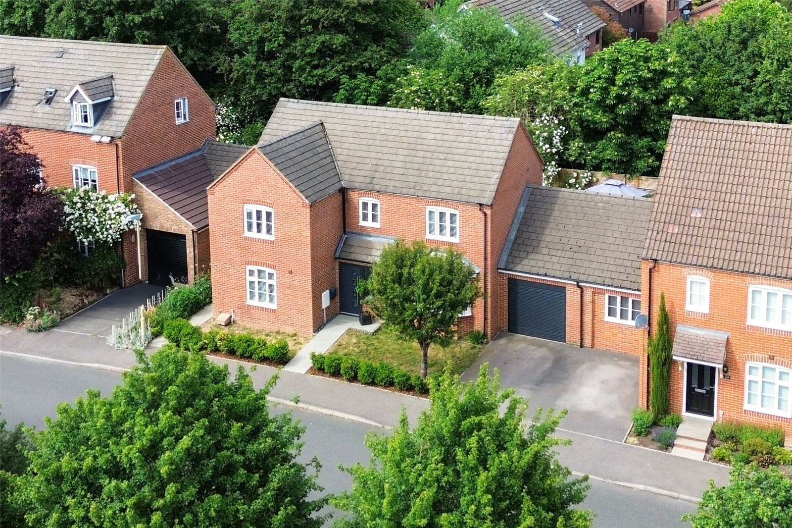 4 bedroom House for sale in Bramley, Tadley, Hampshire