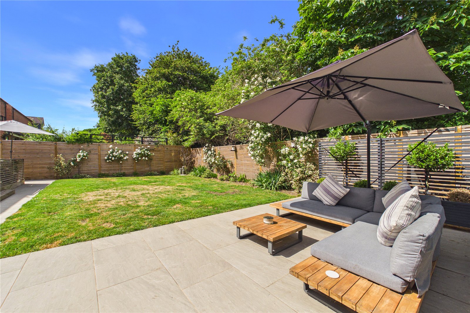 4 bedroom House for sale in Bramley, Tadley, Hampshire