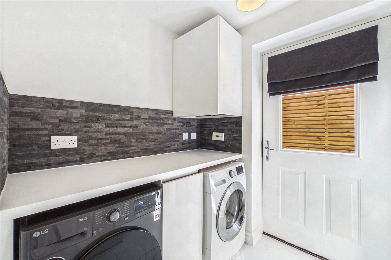 4 bedroom House for sale in Bramley, Tadley, Hampshire