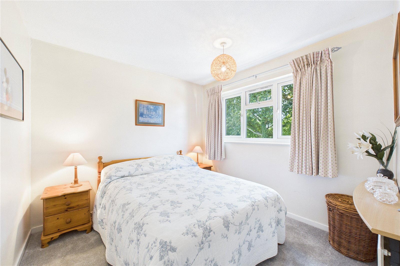 4 bedroom House for sale in Tadley, Hampshire
