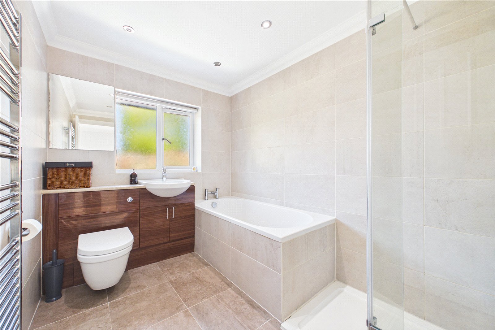 4 bedroom House for sale in Basingstoke, Hampshire