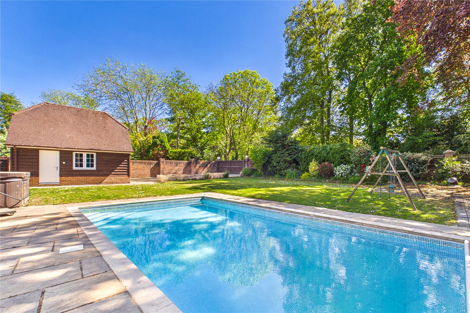 4 bedroom House for sale in Basingstoke, Hampshire