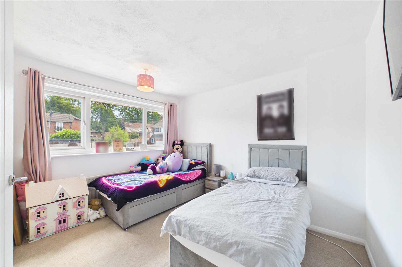 3 bedroom House for sale in Tadley, Hampshire