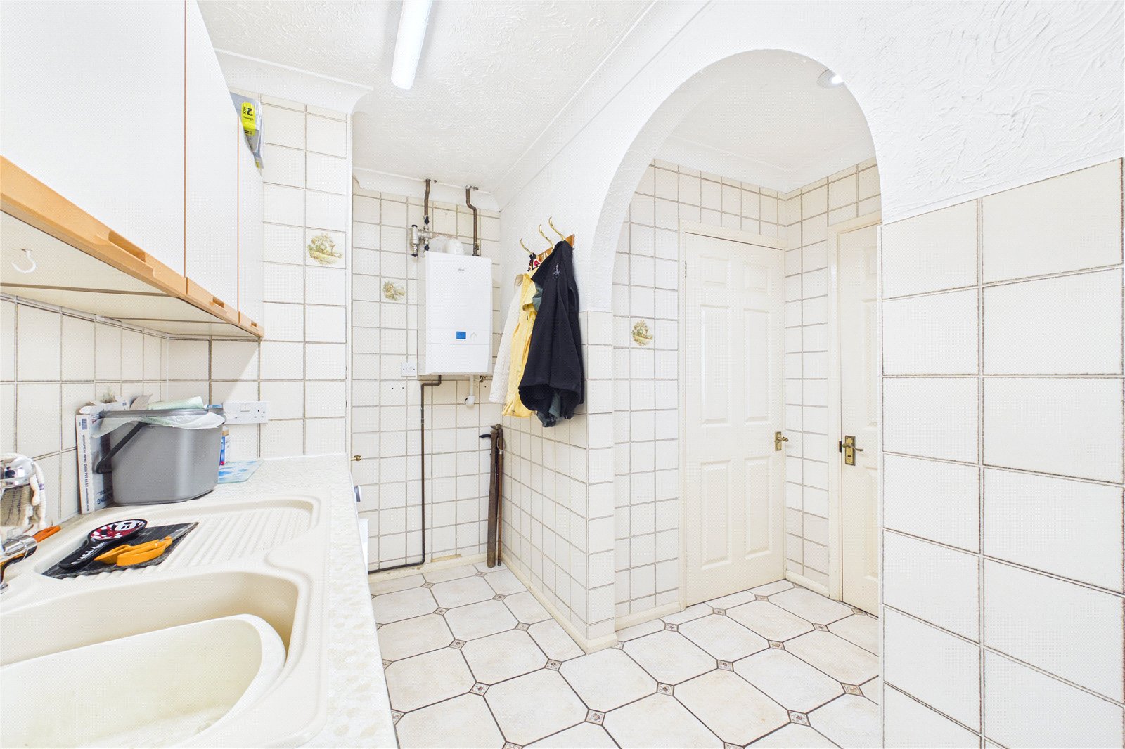 3 bedroom Bungalow for sale in Pamber Heath, Tadley, Hampshire