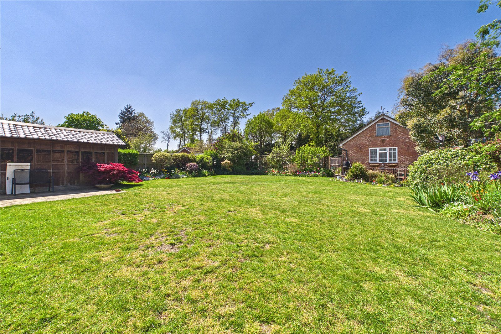3 bedroom Bungalow for sale in Pamber Heath, Tadley, Hampshire