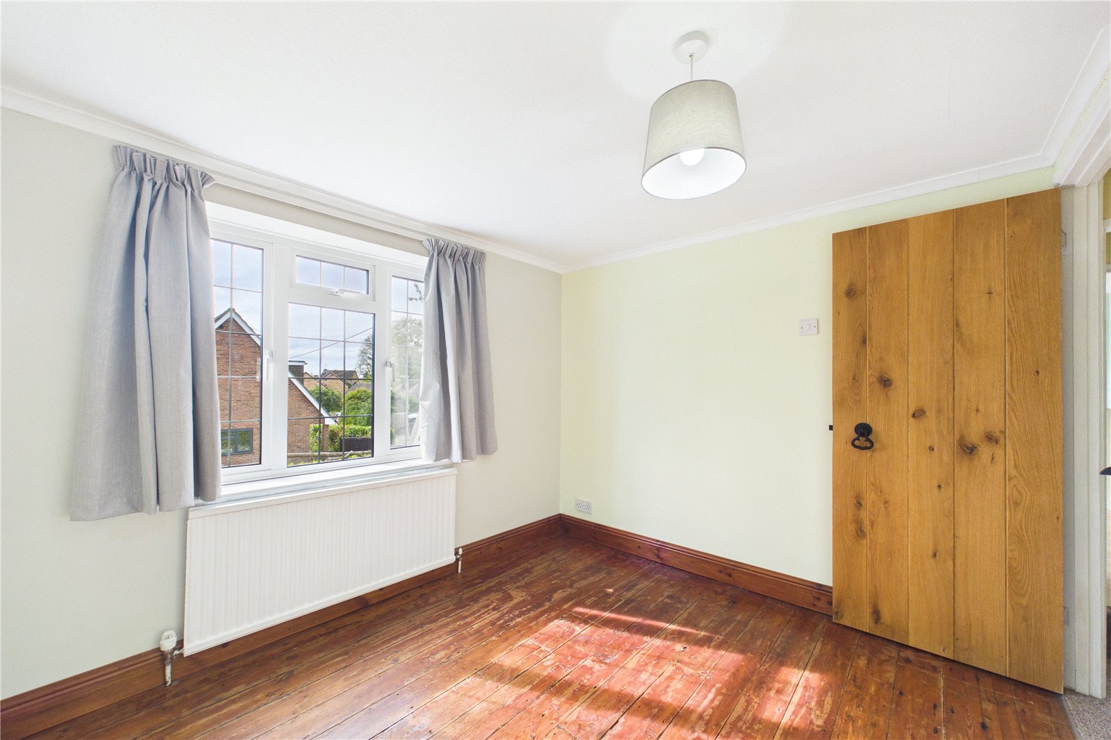 4 bedroom House for sale in Tadley, Hampshire