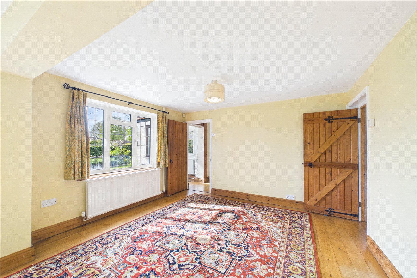 4 bedroom House for sale in Tadley, Hampshire