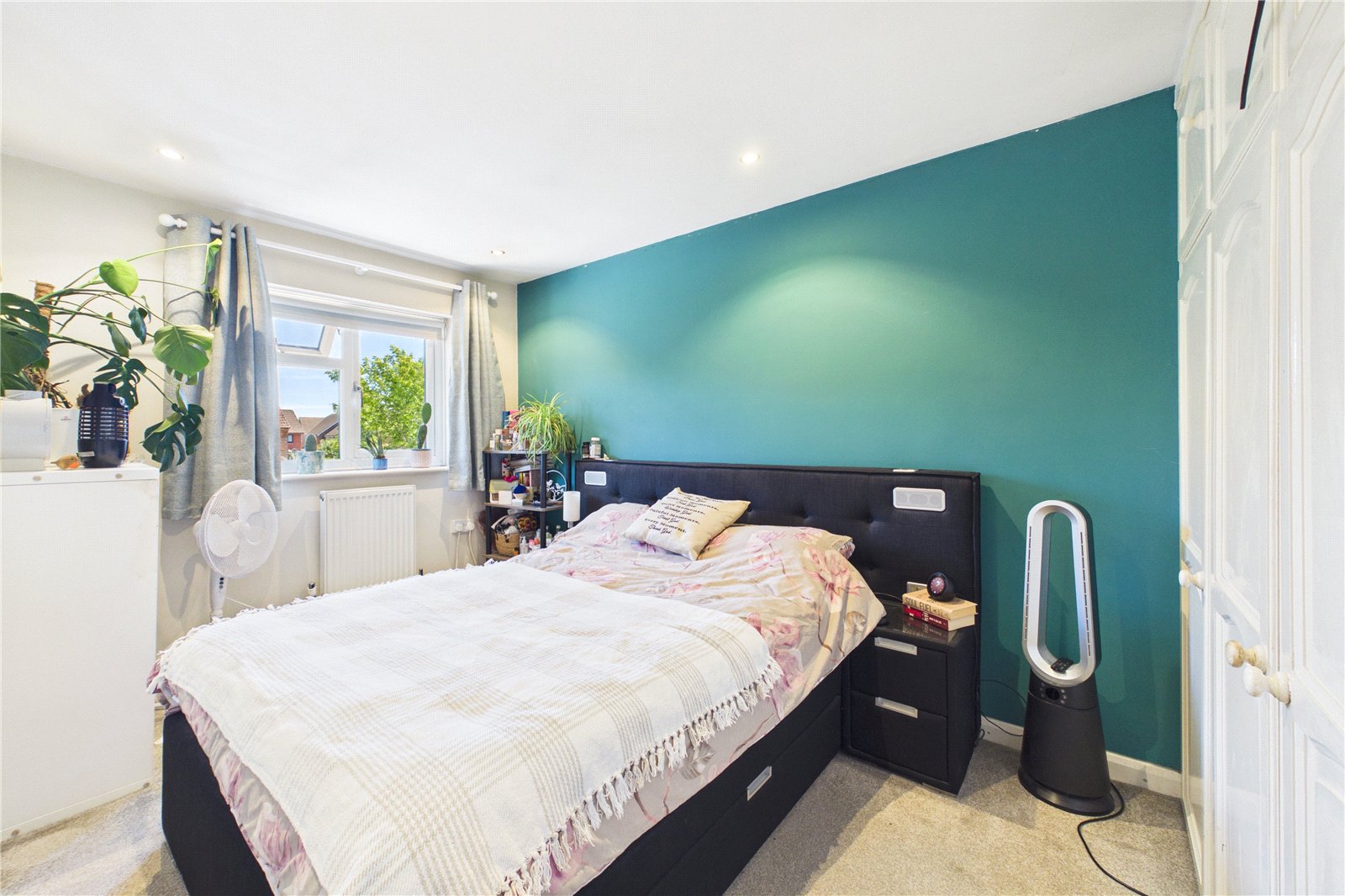 3 bedroom House for sale in Bramley, Tadley, Hampshire