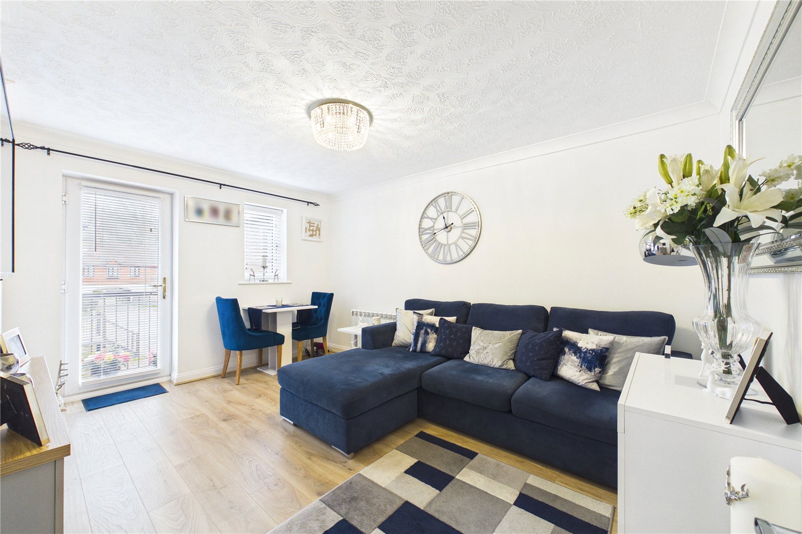 2 bedroom Flat for sale in Tadley, Hampshire
