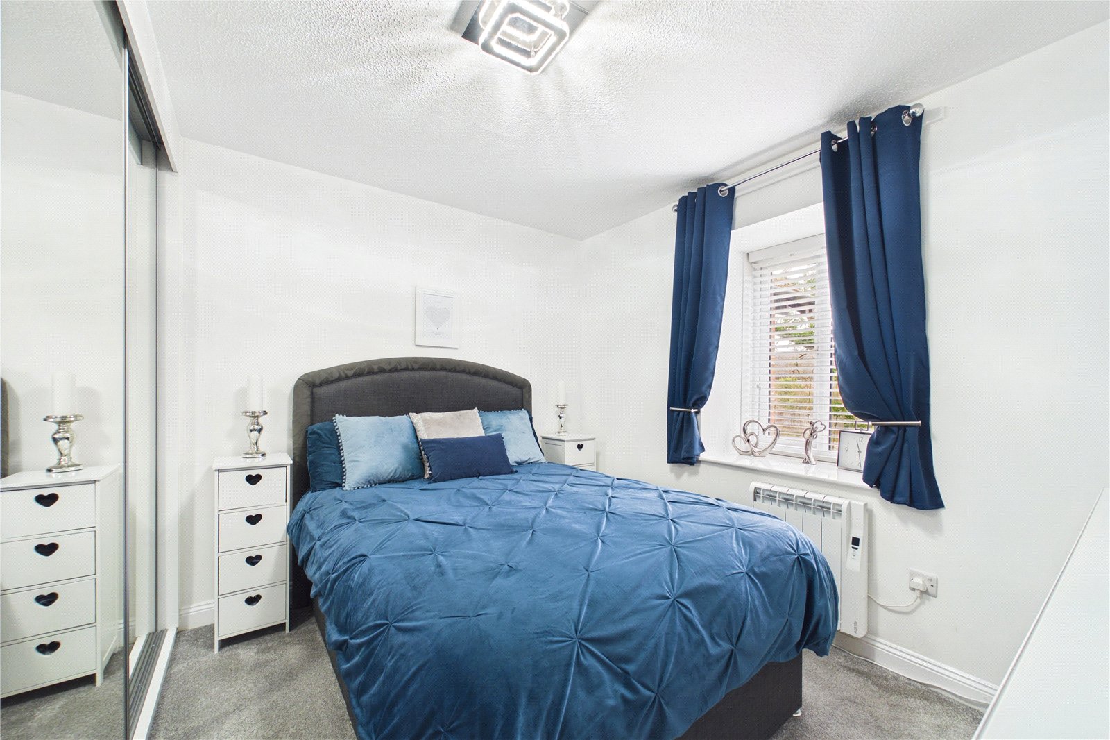 2 bedroom Flat for sale in Tadley, Hampshire