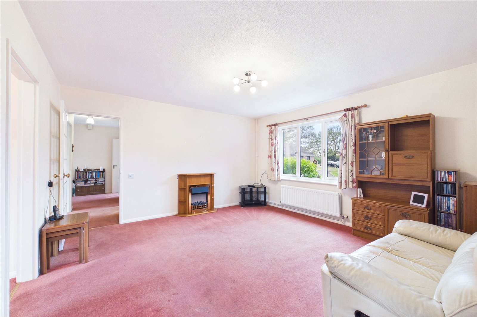 2 bedroom Bungalow for sale in Silchester Road, Pamber Heath, Tadley