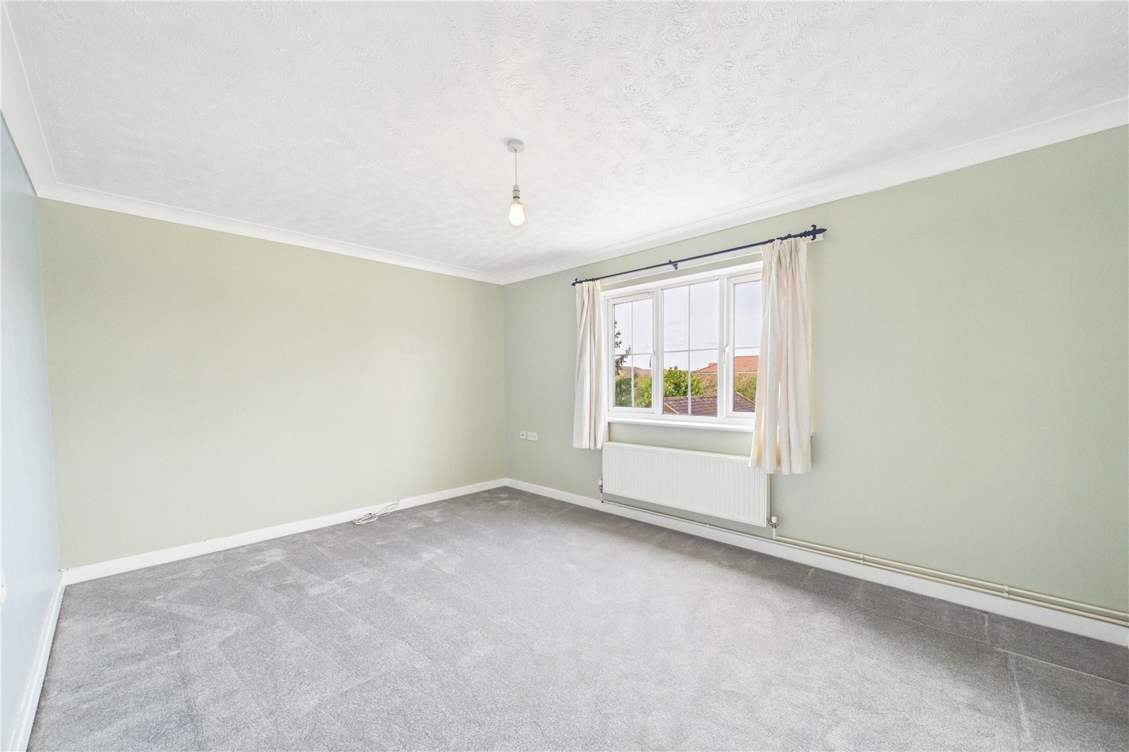 1 bedroom Flat for sale in Bramley, Tadley, Hampshire