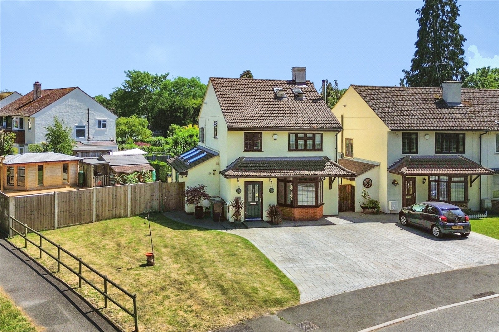 4 bedroom House for sale in Tadley, Hampshire