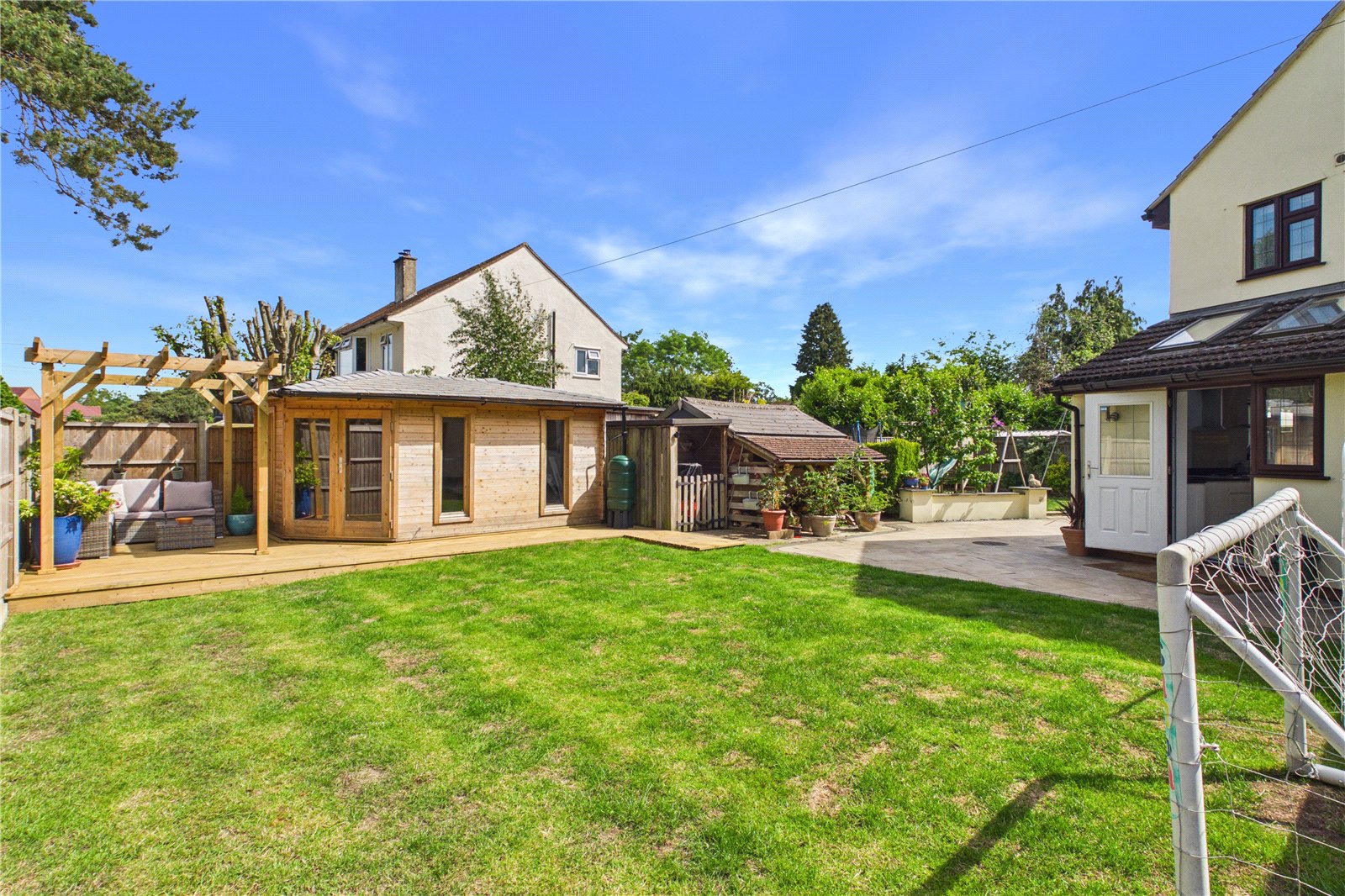4 bedroom House for sale in Tadley, Hampshire