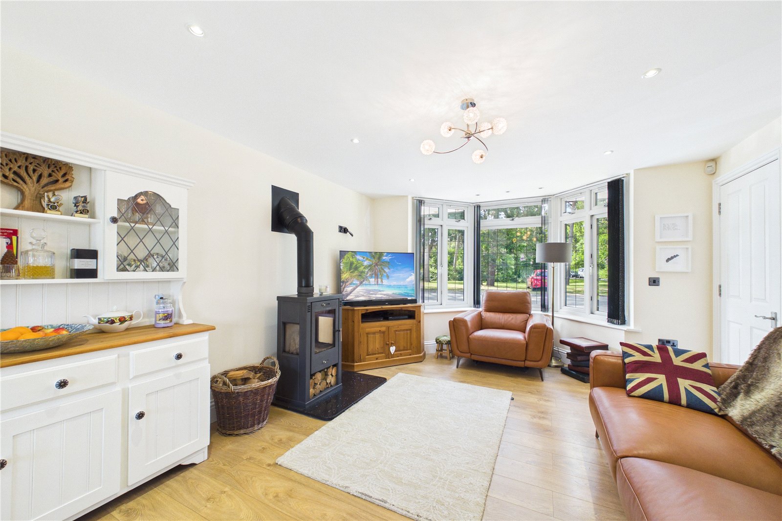 4 bedroom House for sale in Tadley, Hampshire