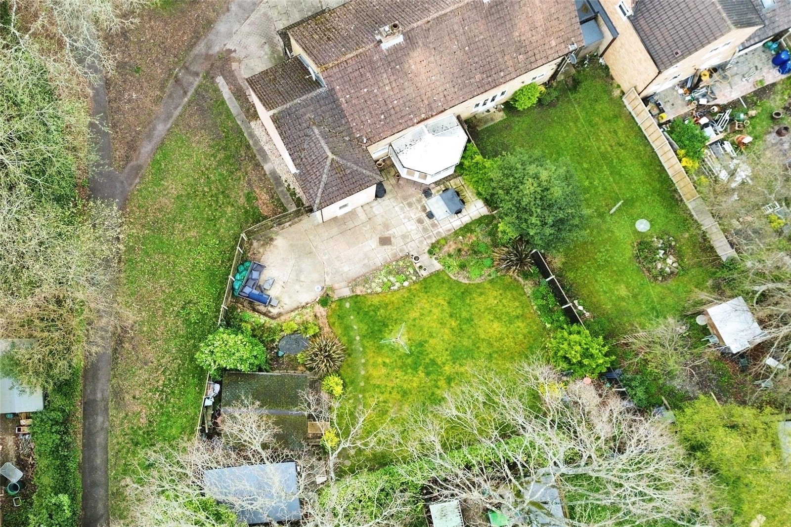 4 bedroom House for sale in Tadley, Hampshire