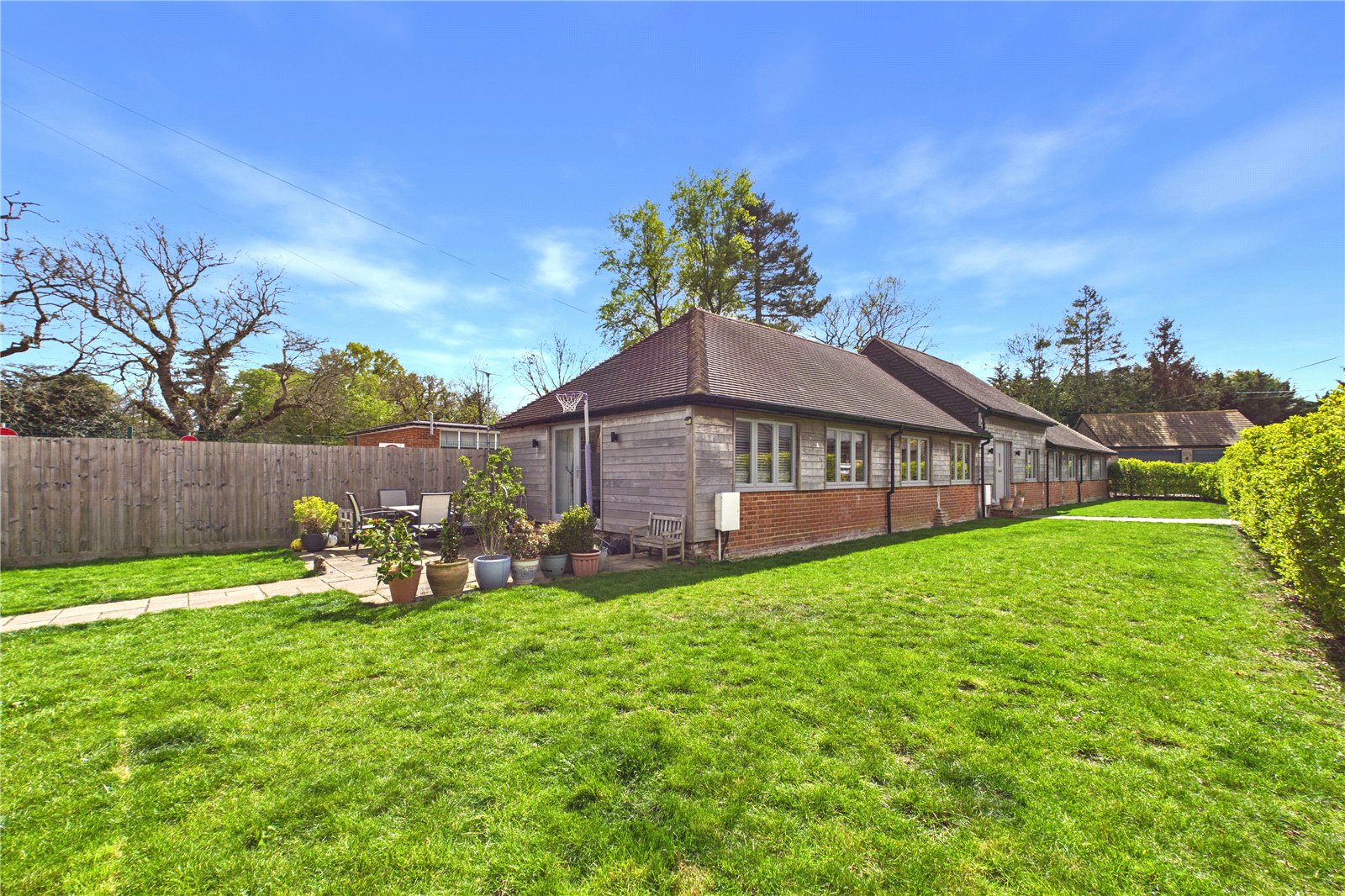 3 bedroom Bungalow for sale in Brimpton Common, Reading, Berkshire