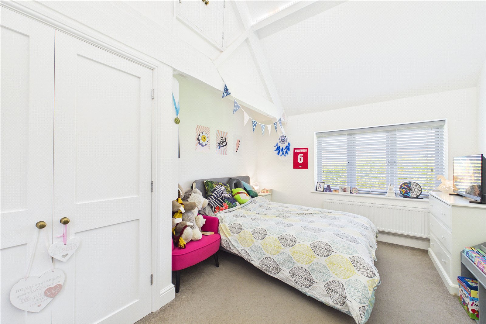 3 bedroom Bungalow for sale in Brimpton Common, Reading, Berkshire