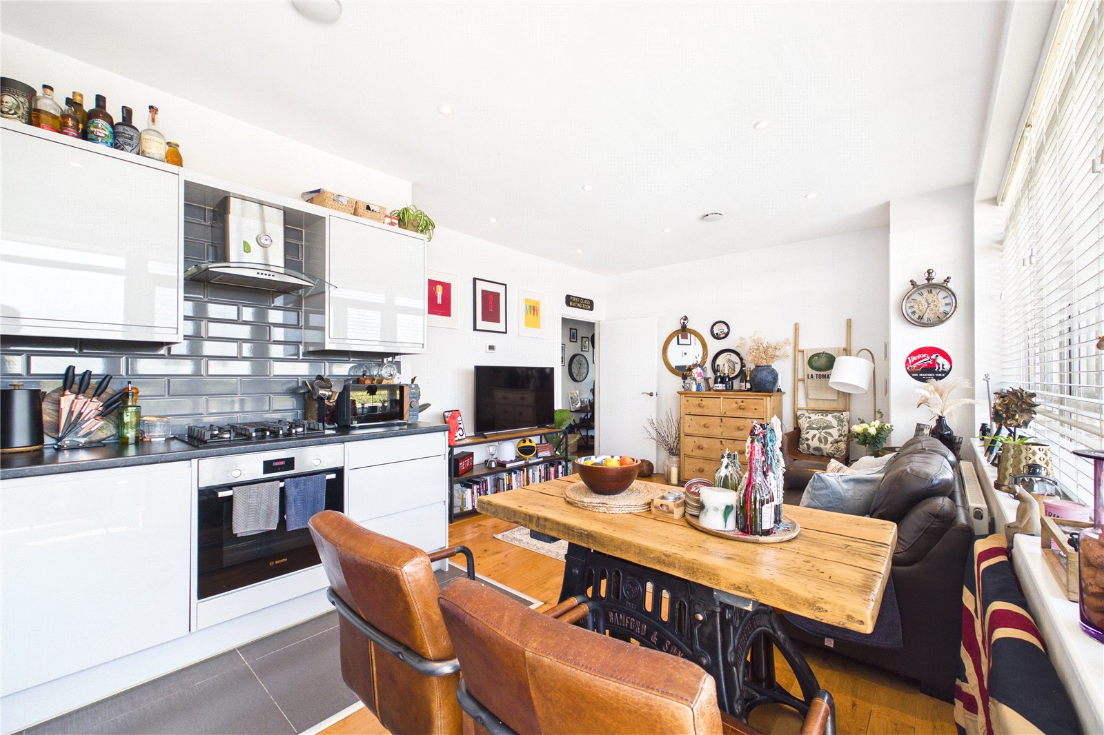 2 bedroom Flat for sale in Hampshire Int Business Park, Chineham, Basingstoke