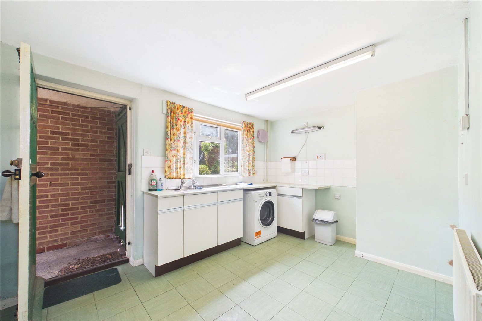 3 bedroom House for sale in Tadley, Hampshire