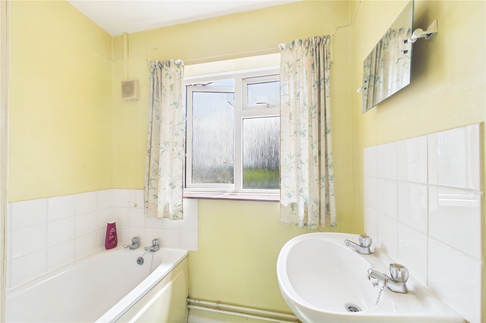 3 bedroom House for sale in Tadley, Hampshire