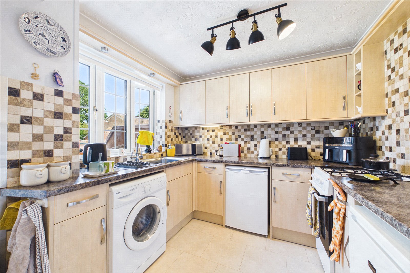 3 bedroom House for sale in Tadley, Hampshire