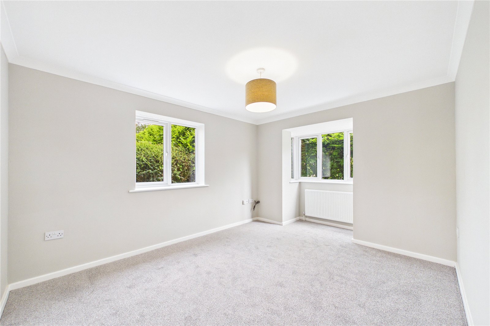 2 bedroom Flat for sale in Baughurst, Tadley, Hampshire