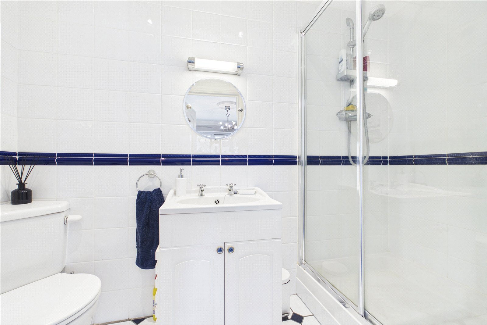 4 bedroom Bungalow for sale in Pamber Green, Tadley, Hampshire