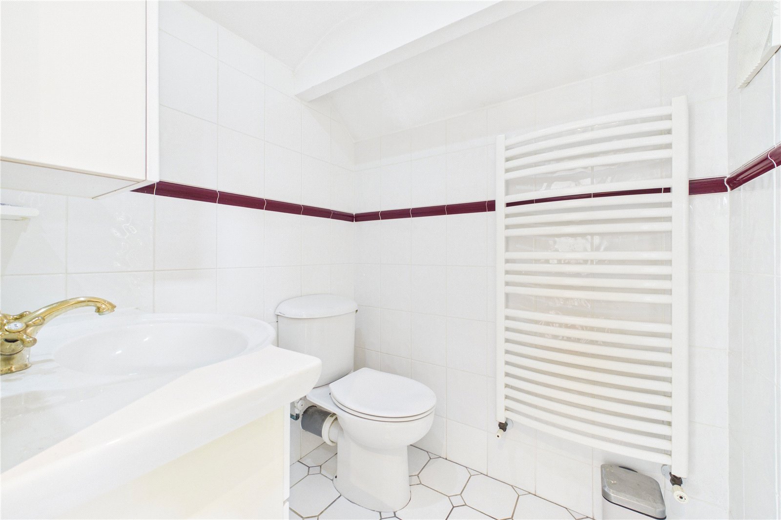 4 bedroom Bungalow for sale in Pamber Green, Tadley, Hampshire