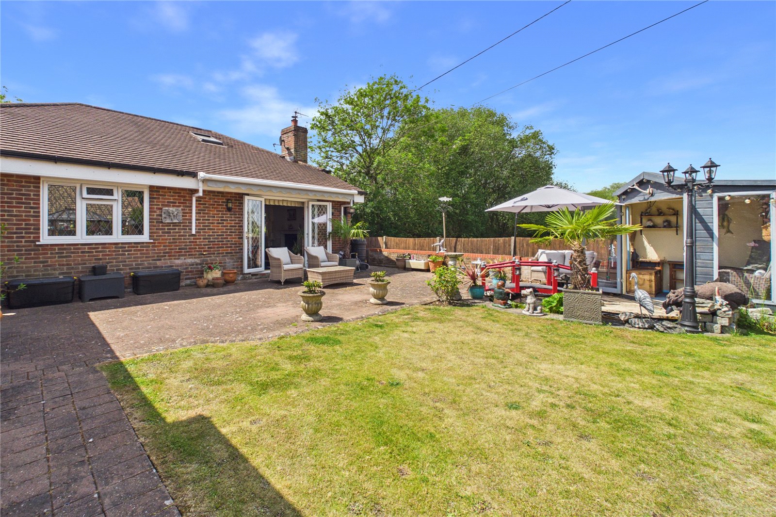4 bedroom Bungalow for sale in Pamber Green, Tadley, Hampshire