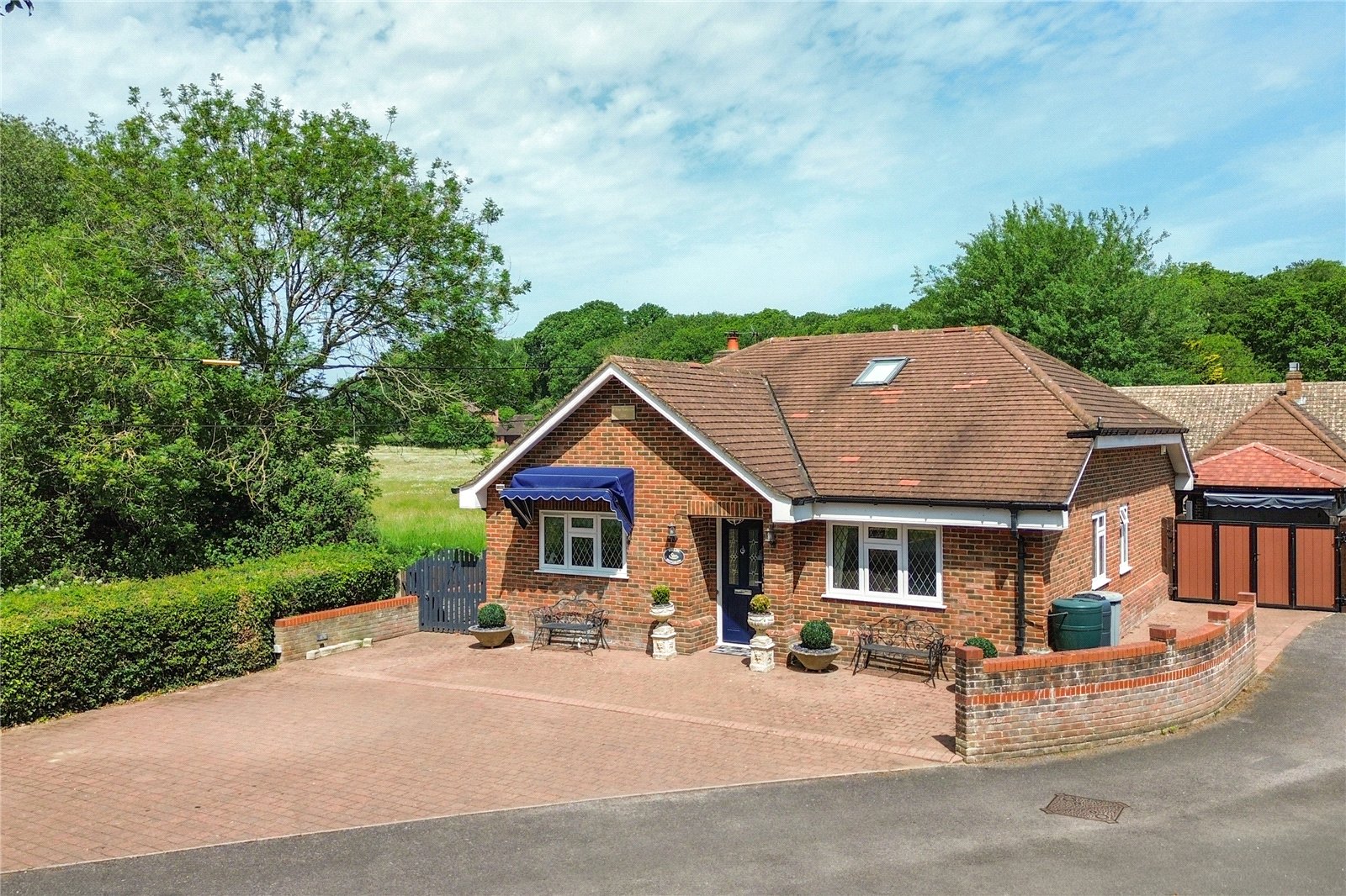 4 bedroom Bungalow for sale in Pamber Green, Tadley, Hampshire