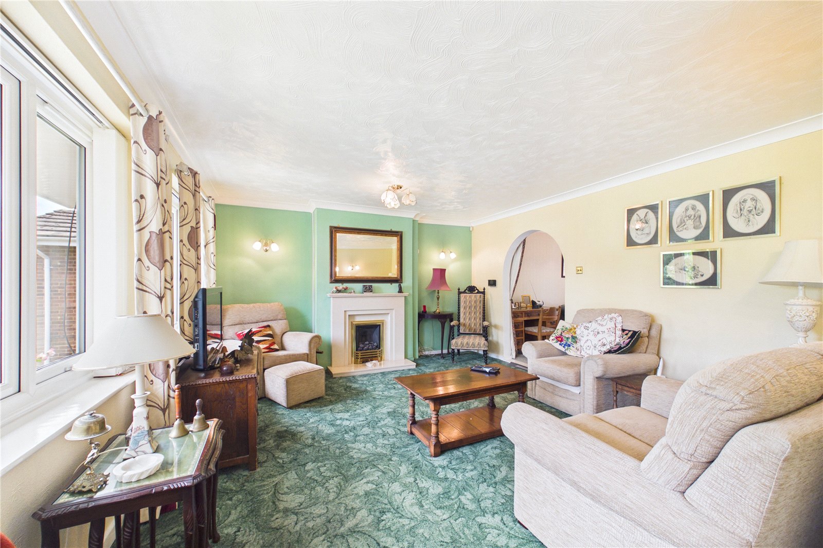 3 bedroom Bungalow for sale in Tadley, Hampshire