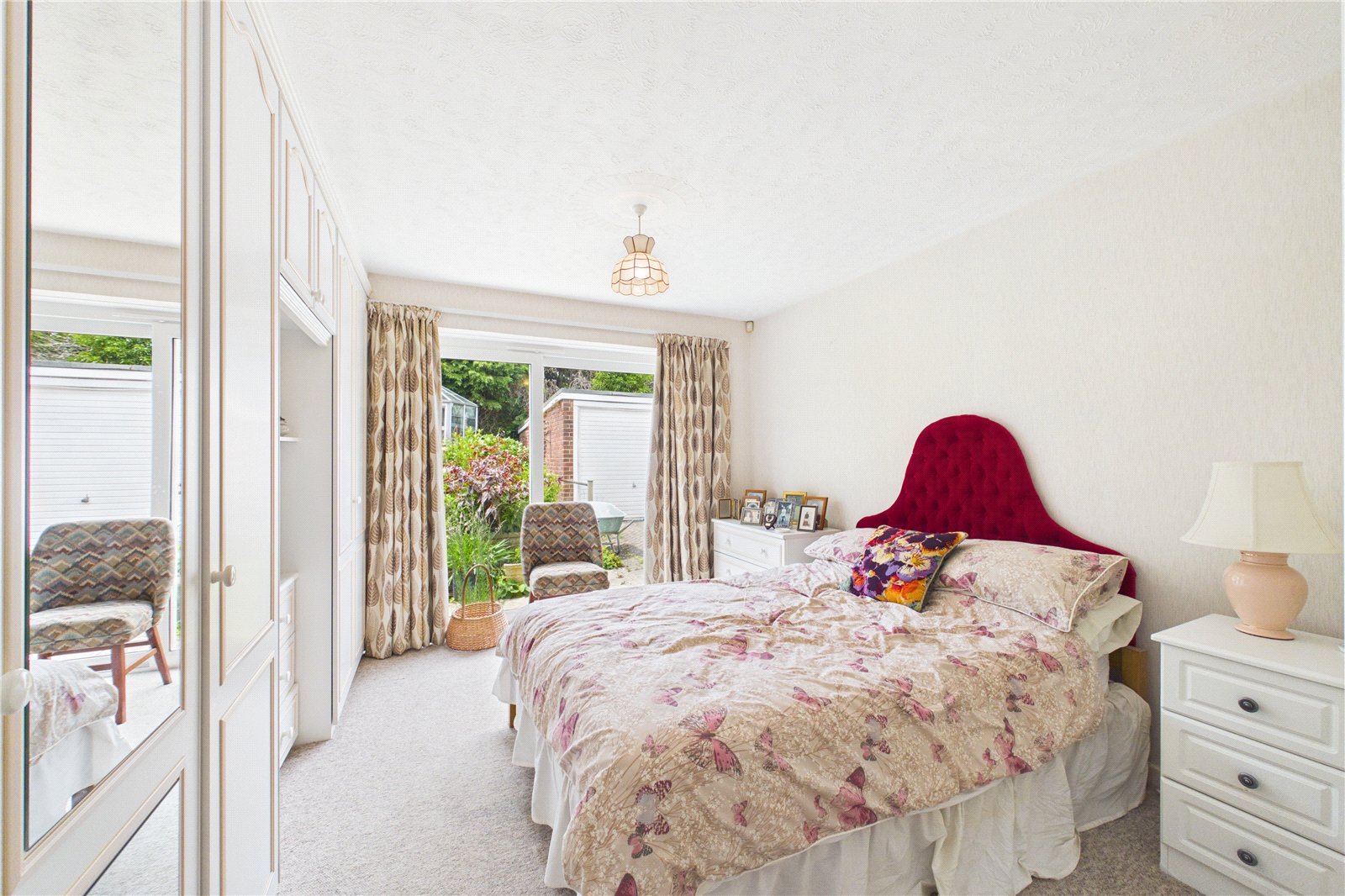 3 bedroom Bungalow for sale in Tadley, Hampshire