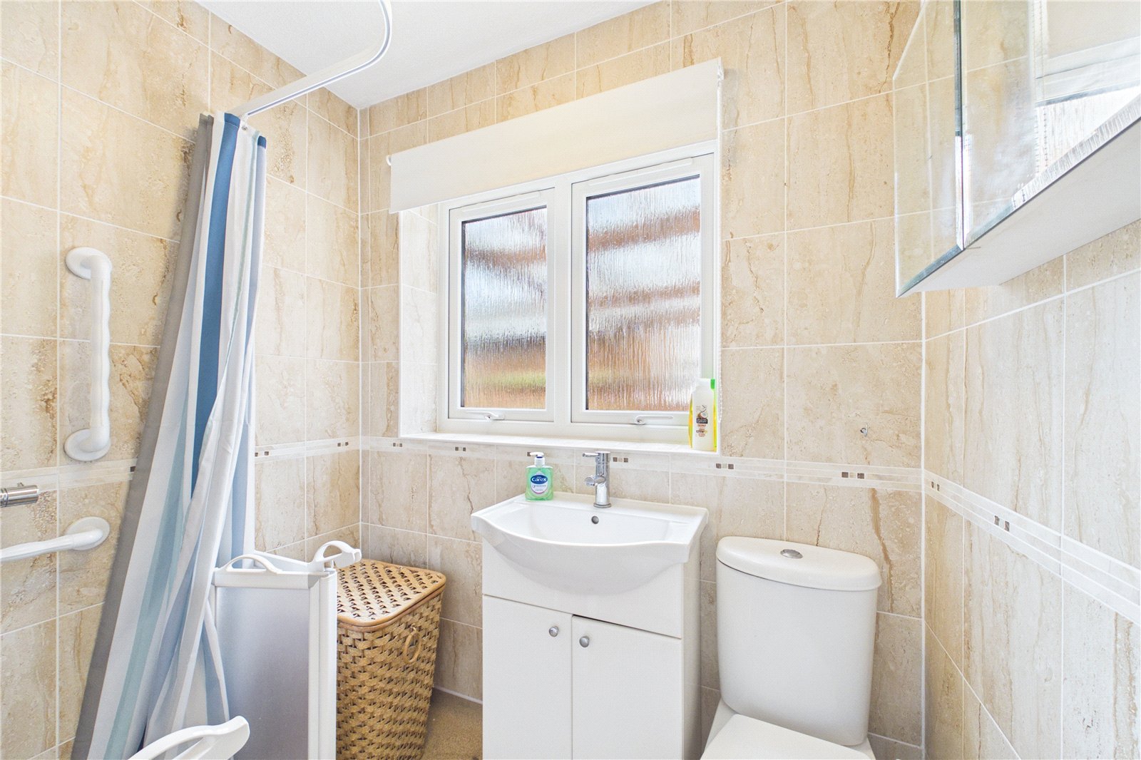3 bedroom Bungalow for sale in Tadley, Hampshire