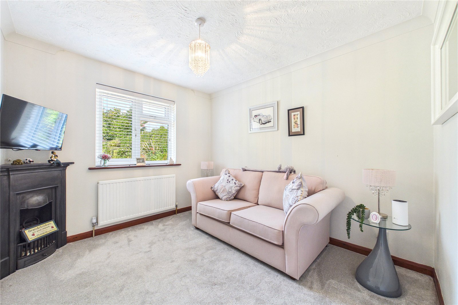 3 bedroom Bungalow for sale in Tadley, Hampshire
