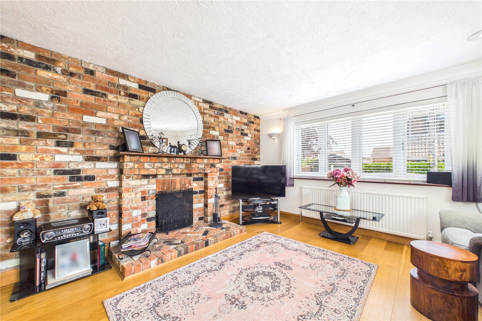 3 bedroom Bungalow for sale in Tadley, Hampshire