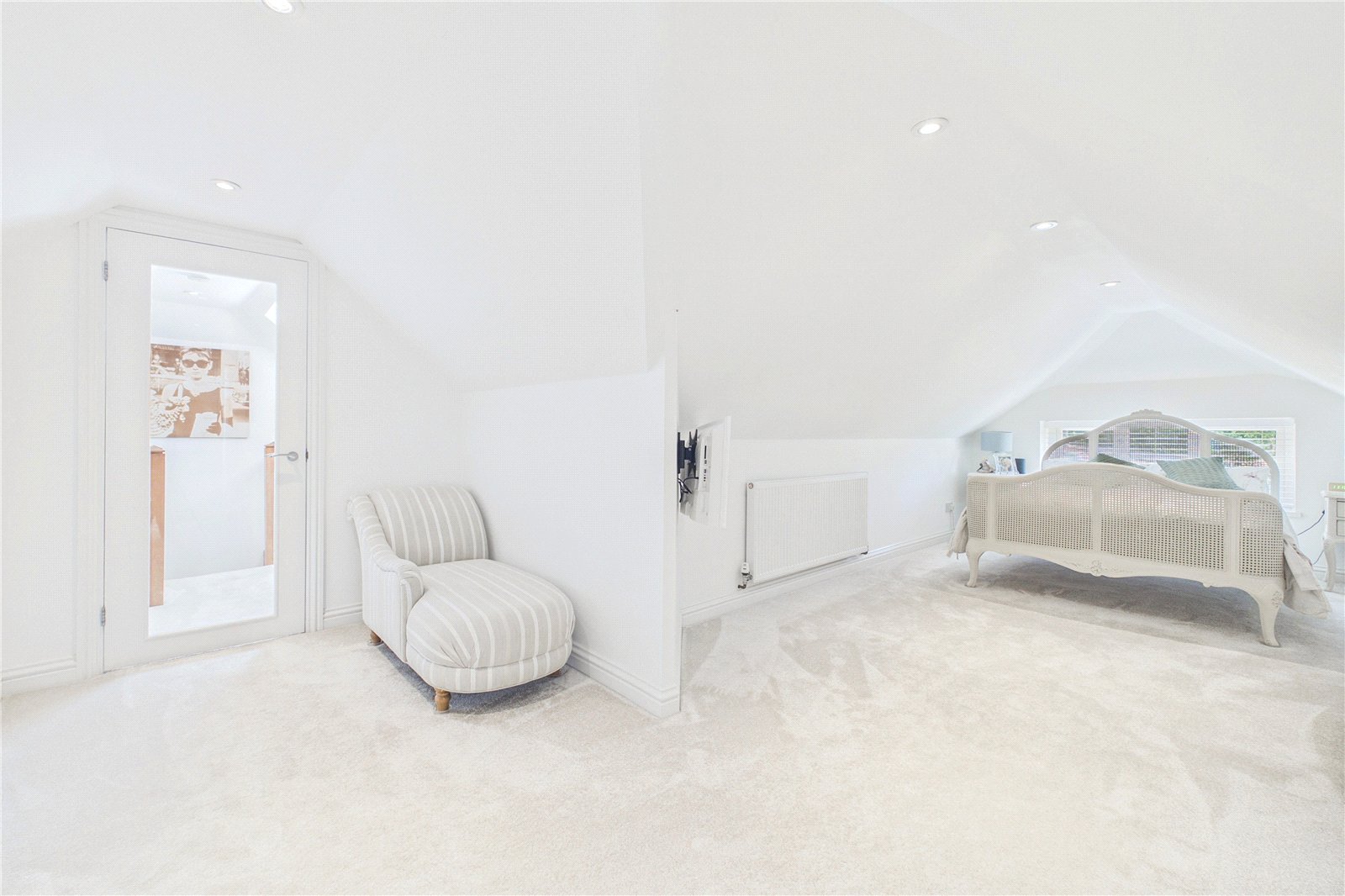 3 bedroom Bungalow for sale in Tadley, Hampshire