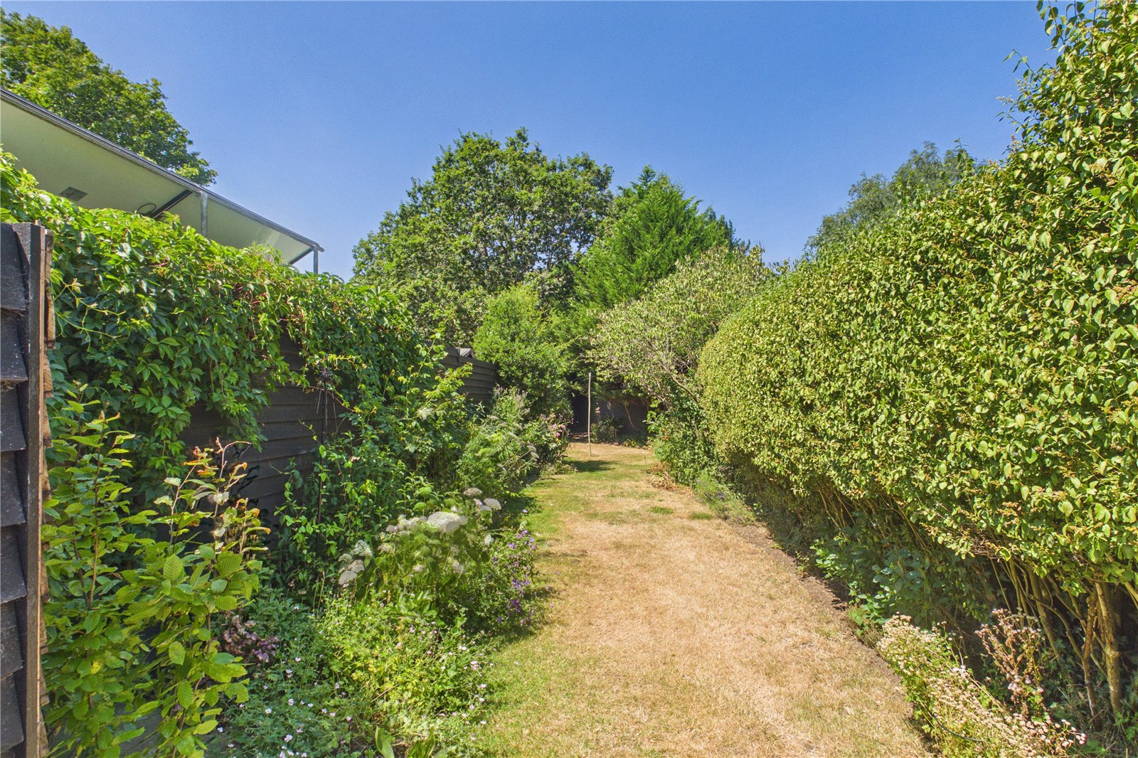 2 bedroom House for sale in Tadley, Hampshire