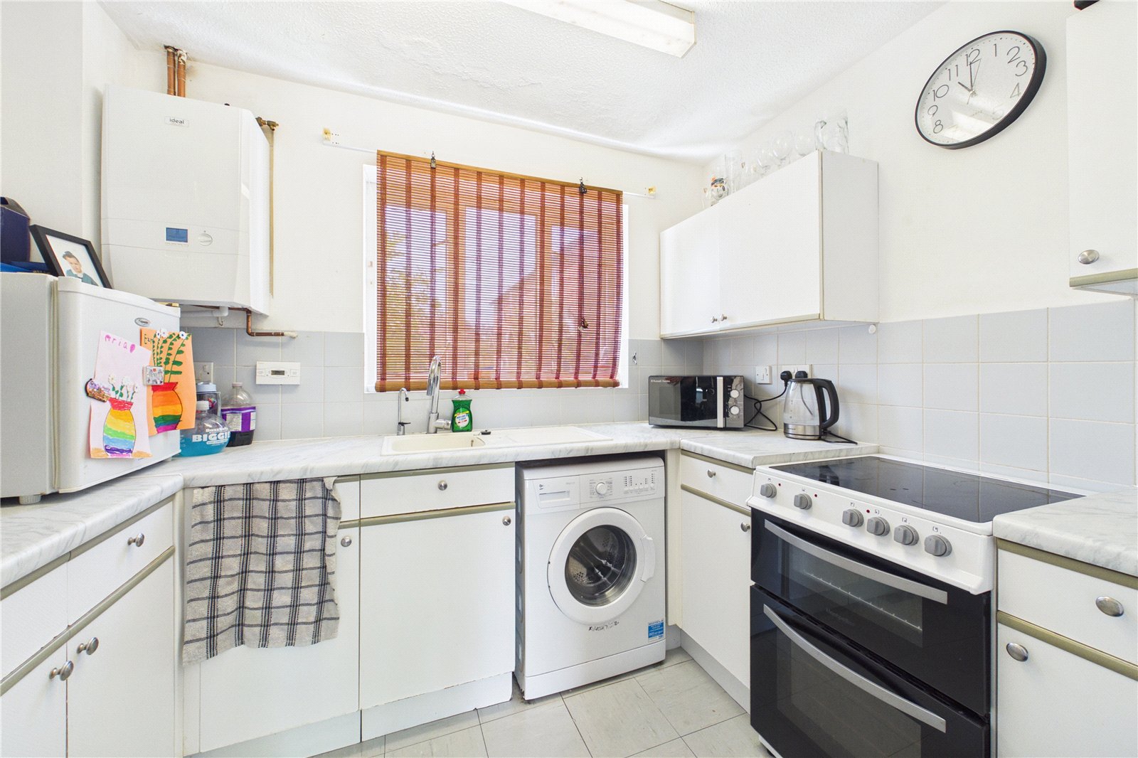 2 bedroom House to let in Tadley, Hampshire