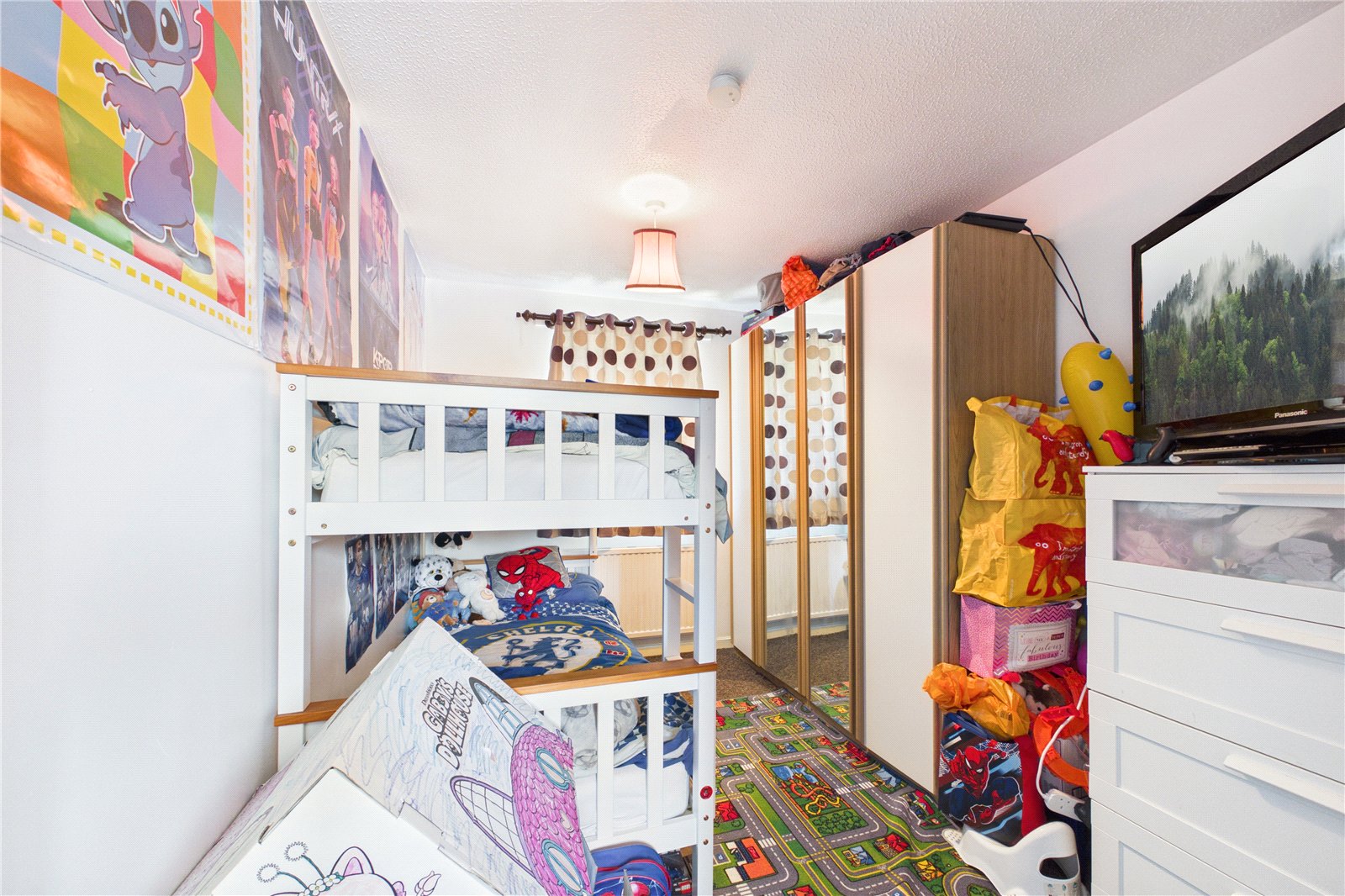 2 bedroom House to let in Tadley, Hampshire