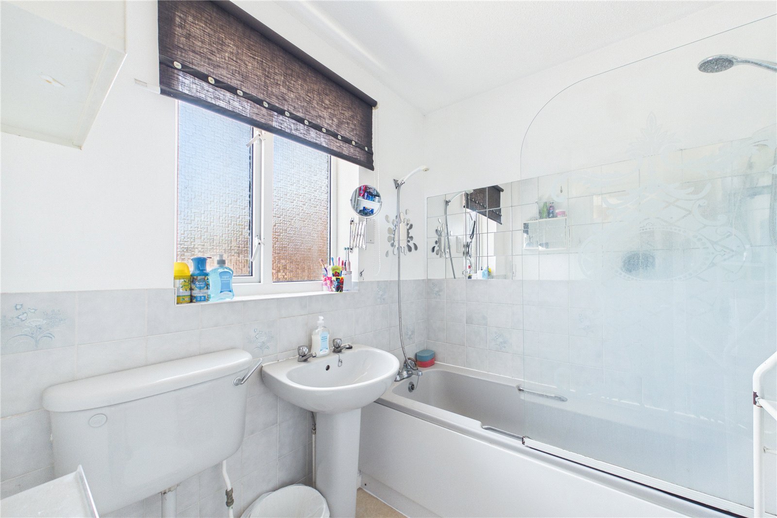 2 bedroom House to let in Tadley, Hampshire